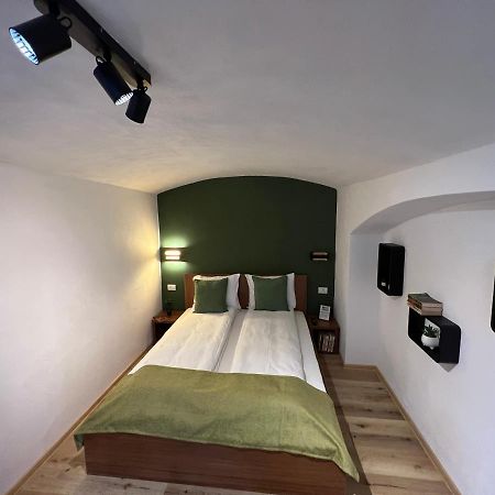 Timhouse Hotell Timişoara Exteriör bild